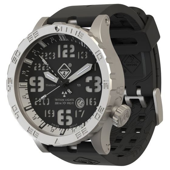 Hazard 4 Heavy Water Diver Titanium BlackTie GMT-Armbanduhr mit Tritium-Lichtquelle Weiß/Blau/Rot